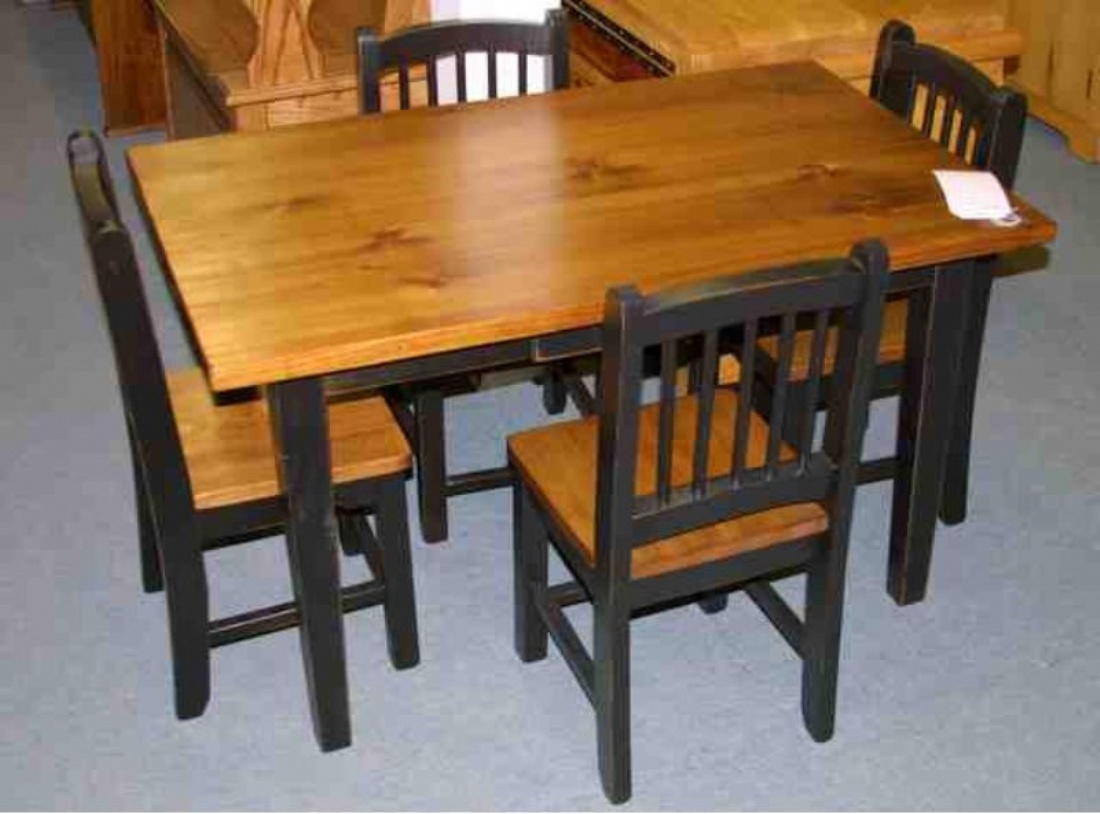 Kid's 5 piece Wooden Mennonite Table and Chair Set Lloyd's Mennonite