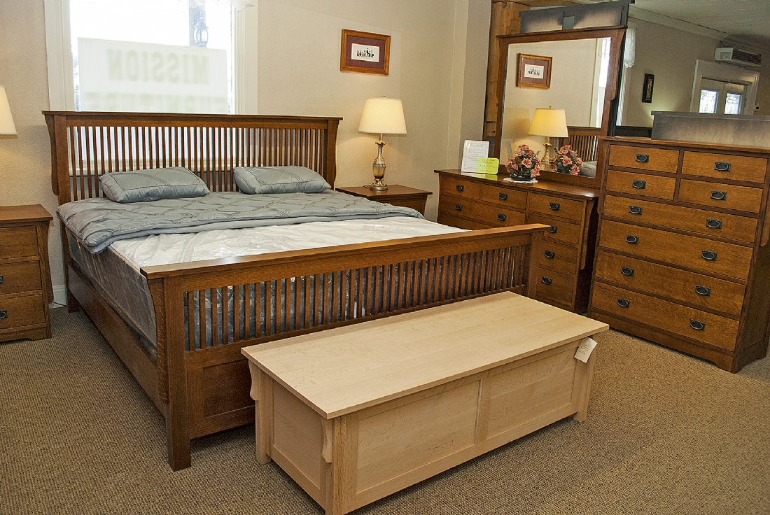 1/4 Sawn Oak 7 Piece Mission Bedroom Suite Lloyd's Mennonite