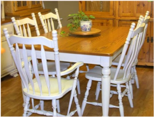 Oak Harvest Mennonite Table and Chairs Mennonite Furniture Ontario at Lloyd's Furniture Gallery in Schomberg