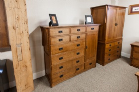 Mission 1/4 Cut Oak 7 Piece  Bedroom Suite - 